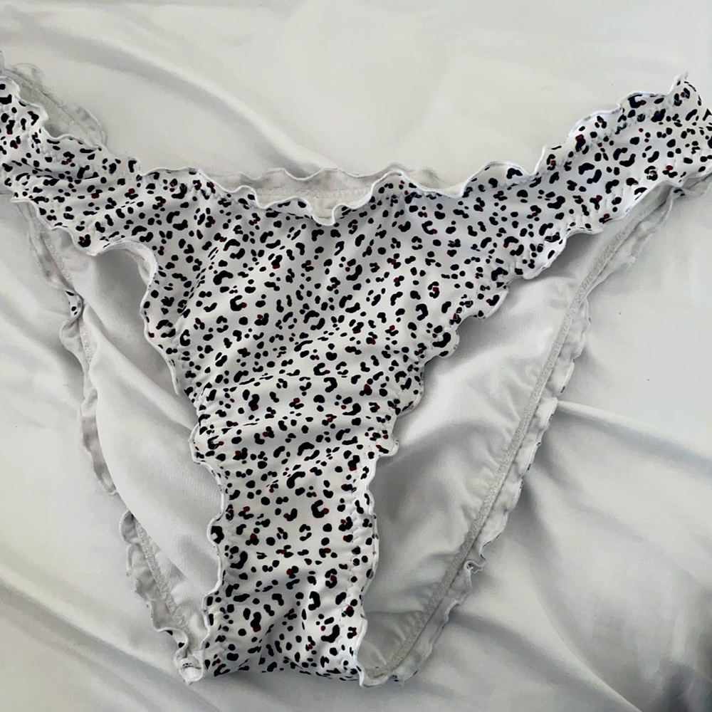 Cheetah bikini bottoms